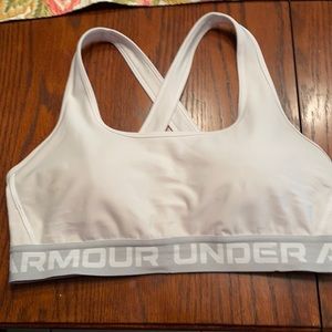 Sport bra Under Armour still in good condition